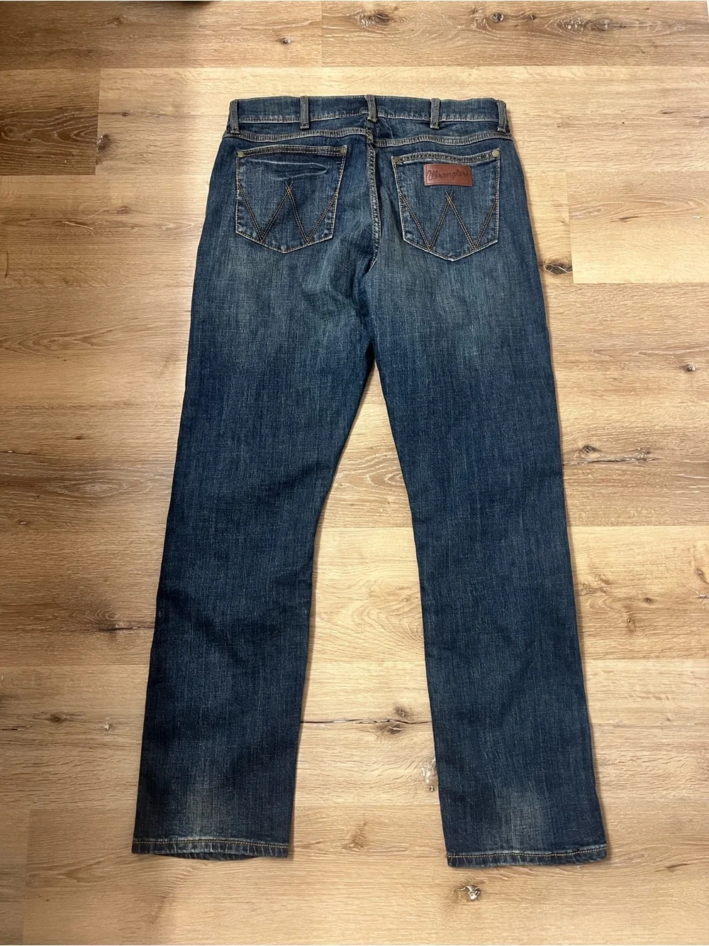 32x32 Wrangler Retro Jeans